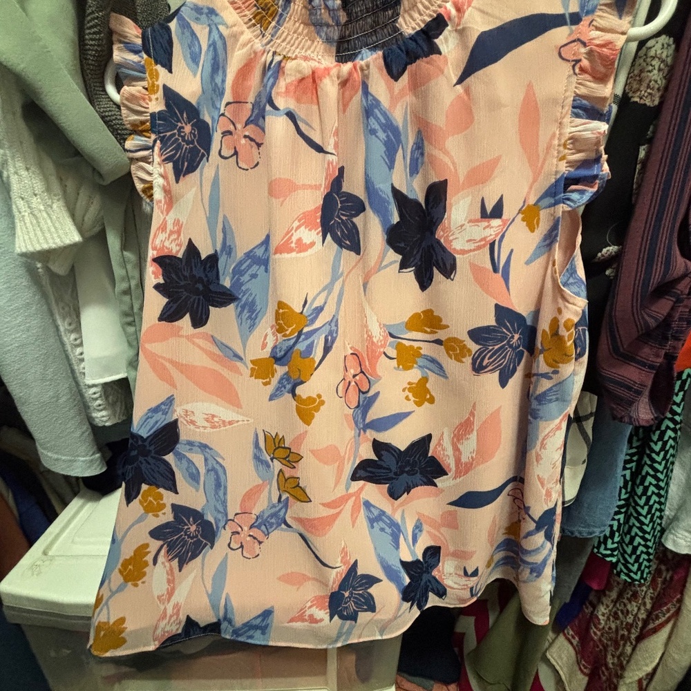 High neck tank